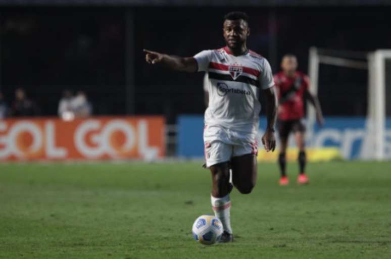 Luan minimizou disputa com Gabriel (Foto: Rubens Chiri/saopaulofc)