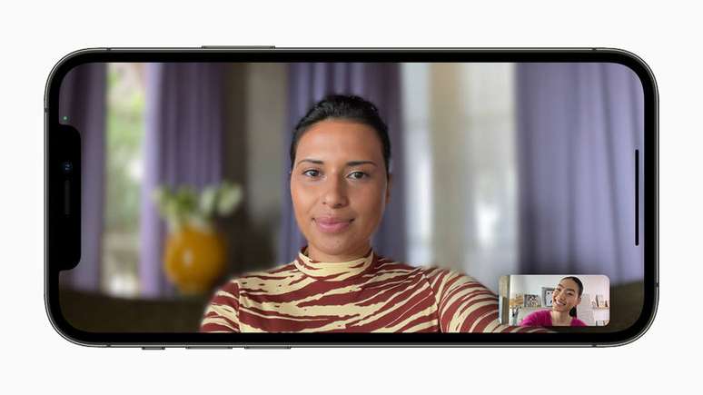 FaceTime foi o aplicativo que mais recebeu novidades no iOS 15, incluindo um Modo Retrato para desfocar o fundo nas chamadas de vídeo