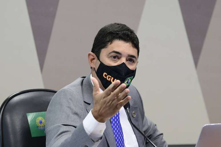 O ministro da Controladoria-Geral da República (CGU), Wagner Rosário, em depoimento à CPI da Covid. 
