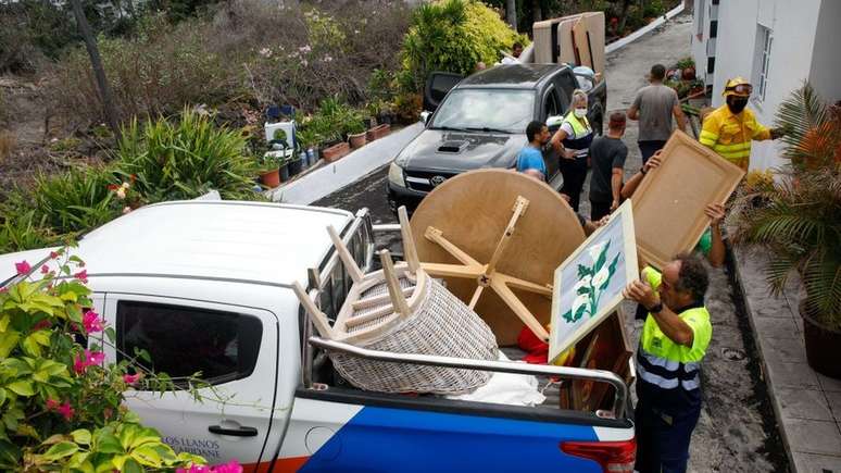 Cerca de 6.000 pessoas precisaram deixar suas casas por causa da erupção