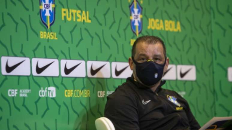 Marquinhos Xavier, técnico da Seleção, em entrevista coletiva (Foto: Thais Magalhães/CBF)