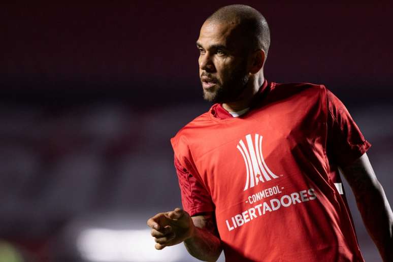 Daniel está sem clube desde que deixou o São Paulo (Foto: Rubens Chiri/saopaulofc.net e Staff Images/CONMEBOL)