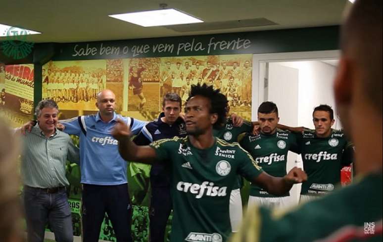 Vídeo viral gerou piada de rivais, mas foi bem vistos pelos palmeirenses (Foto: Reprodução/Palmeiras TV)