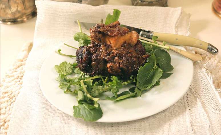 Receita de rabada com agrião bem leve