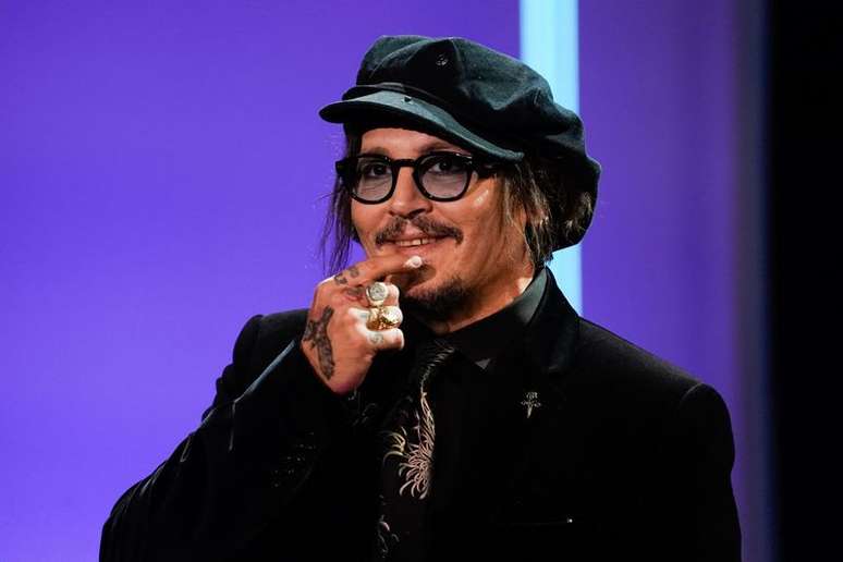 Johnny Depp recebe pr&ecirc;mio em San Sebasti&aacute;n
22/09/2021
REUTERS/Vincent West