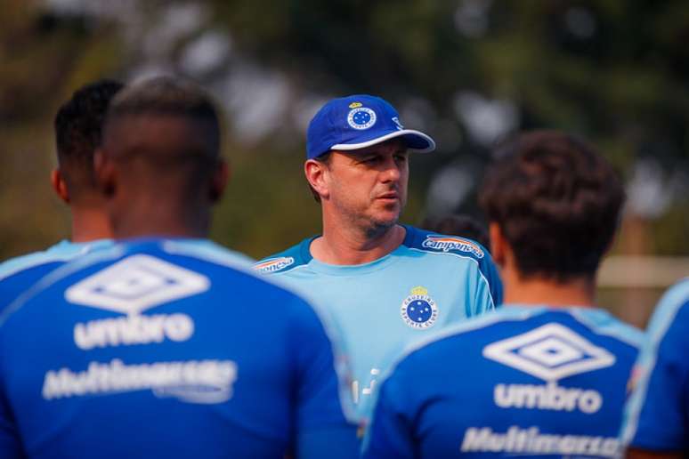 Ceni tentou salvar a Raposa do rebaixamento em 2019, mas ficou pouco tempo no cargo-(Foto: Vinnicius Silva/Cruzeiro)