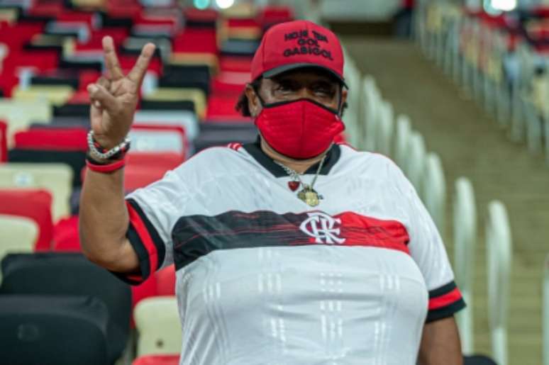 Contra o Grêmio, torcedores do Flamengo voltaram ao Maracanã na última quarta-feira (AFP)