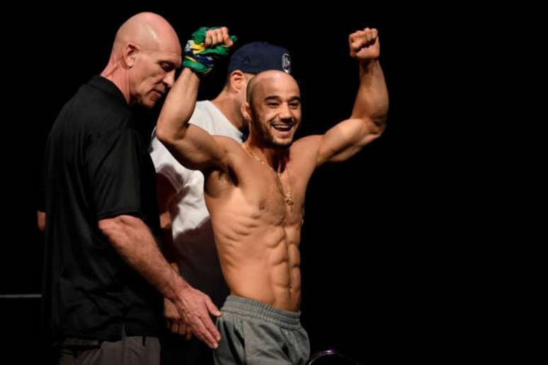 Marlon Moraes é favorito para o confronto deste noite de sábado (8) contra Henry Cejudo (Foto: Getty Images)