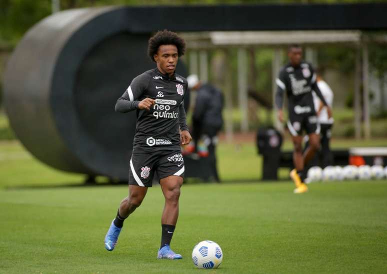 Willian elogiou a semana de preparação do Corinthians para o Dérbi (Foto: Rodrigo Coca/Ag.Corinthians)