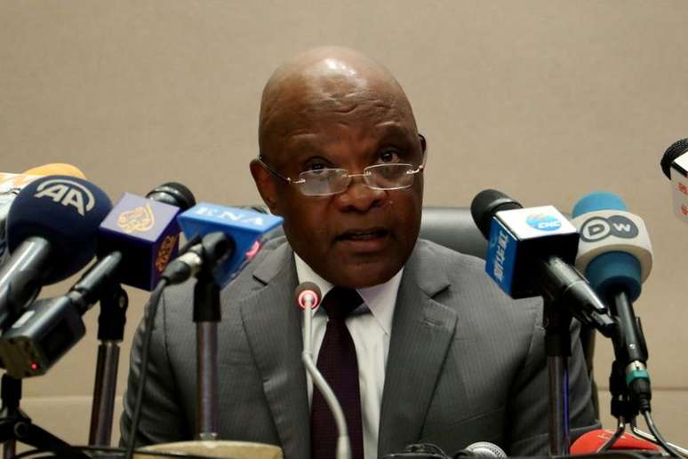 John Nkengasong, diretor do Centro de Controle de Doenças da União Africana, durante entrevista coletiva em Addis-Abeba, na Etiópia
28/01/2020 REUTERS/Tiksa Negeri