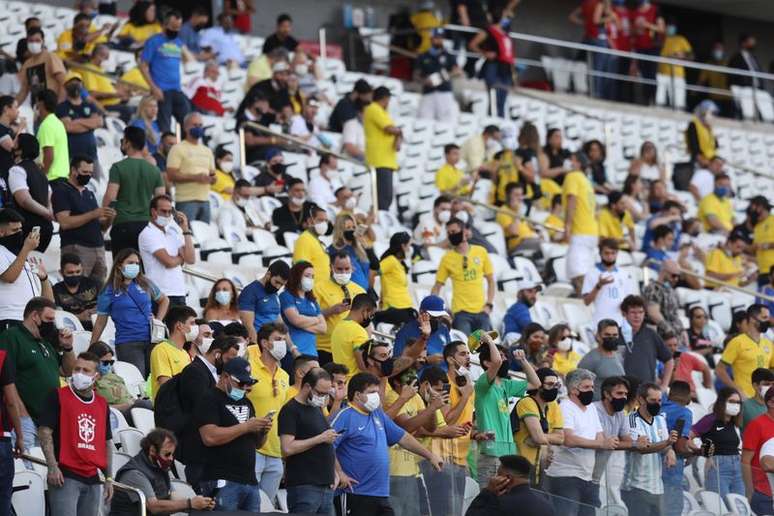 Torcida na Arena Corinthians para jogo Brasil x Argentina
 5/9/2021    REUTERS/Amanda Perobelli