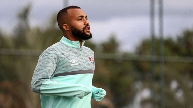 Samuel Xavier é o único titular entre os reforços do Fluminense (Foto: Lucas Merçon/Fluminense FC)