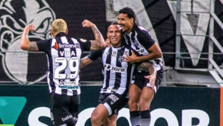 Jael comemora o único gol do jogo (FOTO: Stephan Eilert / Ceará SC)
