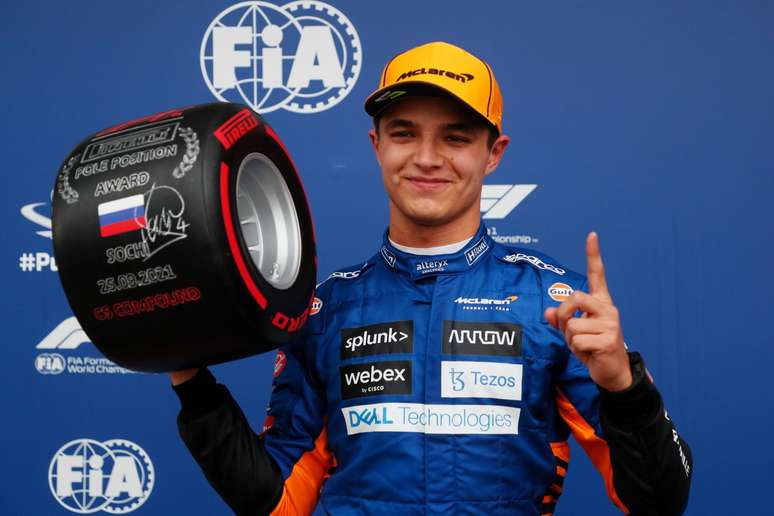 A festa de Lando Norris com a primeira pole-position na carreira 