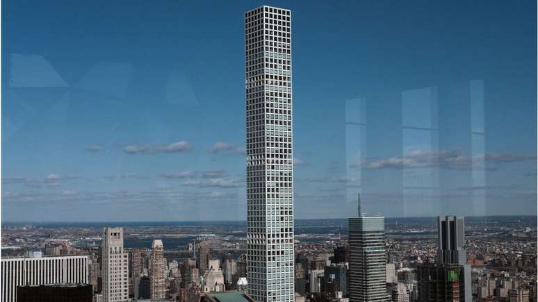 Moradores do 432 Park Avenue processaram incorporadores imobiliários por não resolverem cerca de 1,5 mil supostos defeitos no prédio