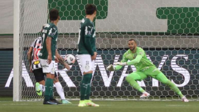 O Galo quer evitar excesso de pressão na equipe  antes do duelo diante do Palmeiras-(Foto: Cesar Greco)