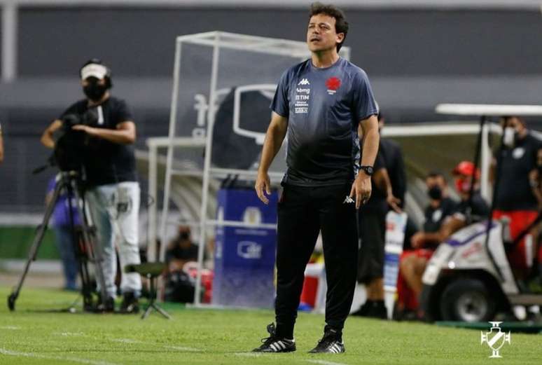 Fernando Diniz conquistou sua primeira vitória como treinador do Vasco (Rafael Ribeiro/Vasco)