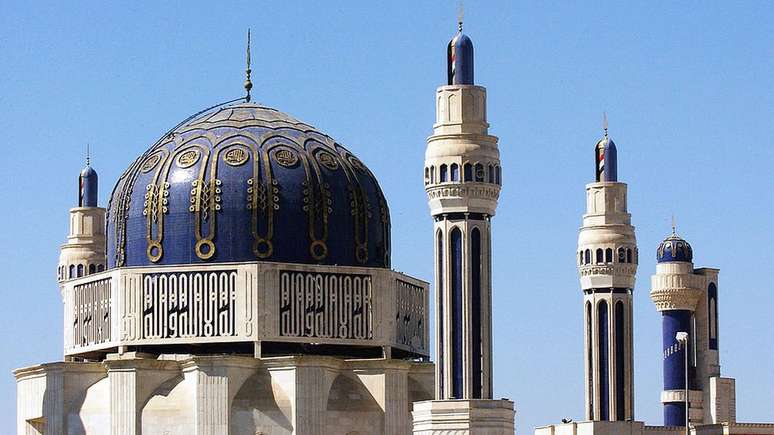 Mesquita de Bagdá foi construída por ordem de Saddam Hussein