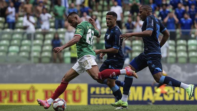 Foi mais uma jornada de futebol ruim da Raposa diante do CSA, que ainda sonha com o acesso-(Gustavo Aleixo/Cruzeiro)