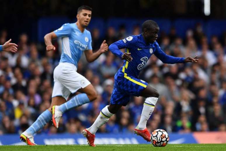 Torneio de pré-temporada está sendo cogitado por clubes da Premier League (BEN STANSALL / AFP)