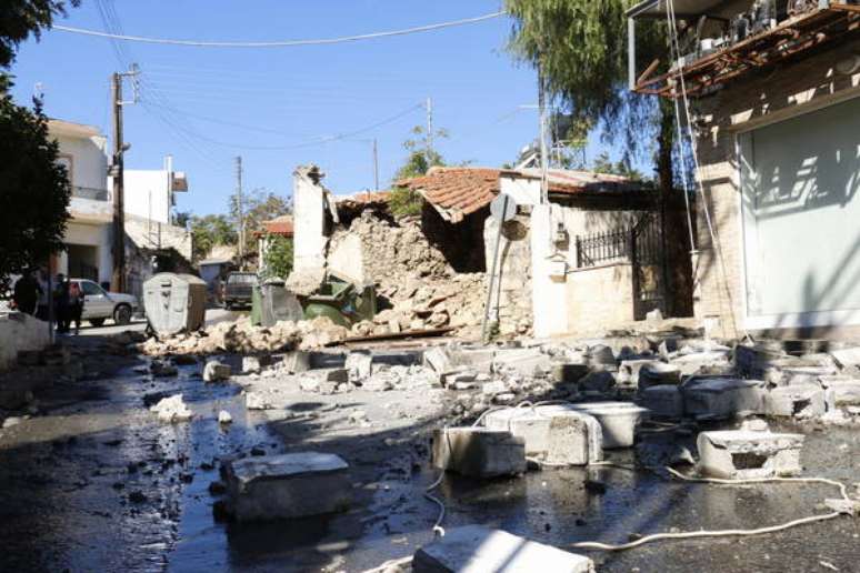 Terremoto causou graves danos na ilha grega