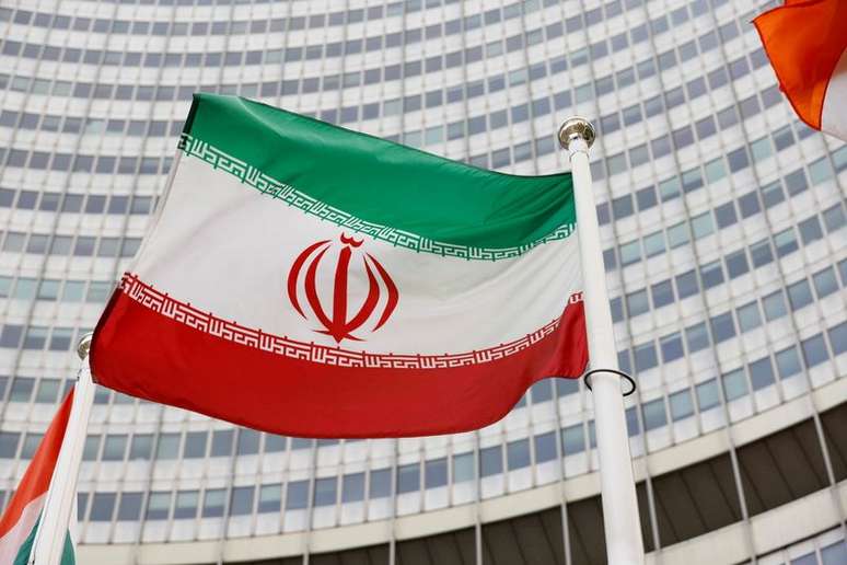 Bandeira do Irã na sede da Agência Internacional de Energia Atômica em Viena
23/05/2021 REUTERS/Leonhard Foeger