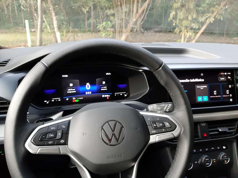 Volkswagen Taos Comfortline 250 TSI.