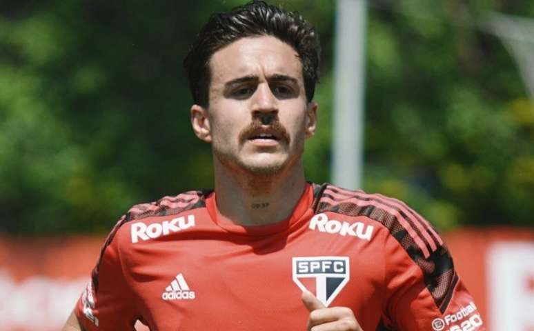 Gabriel durante treino do São Paulo (Foto: Erico Leonan / saopaulofc)