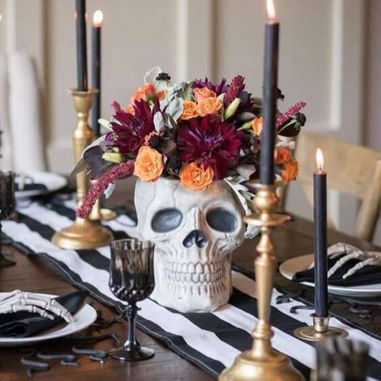 16. Decoração de mesa para festa de halloween – Por: Decotherapy