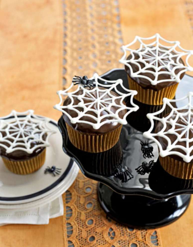 21. O cupcake de Halloween é uma ótima opção para ter opções de doces deliciosas – Por: Topito