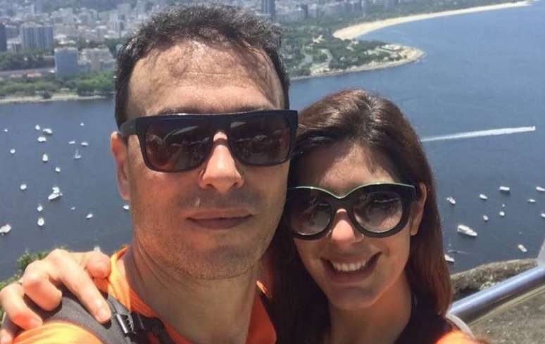 André Rizek e Andréia Sadi são casados desde 2020