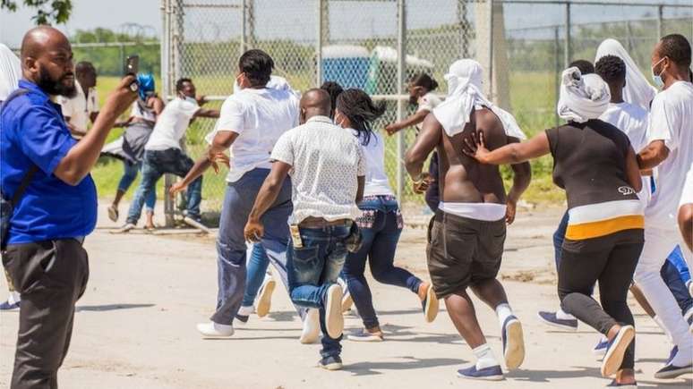 Haitianos foram deportados e chegaram desesperados em Porto Príncipe