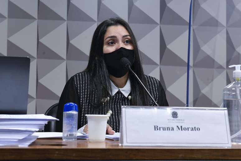 Bruna Morato, advogada de médicos que trabalharam na Prevent Senior, durante depoimento à CPI da Covid