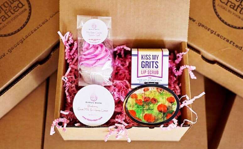 46. Ideia de festa na caixa simples – Foto: House Beautiful