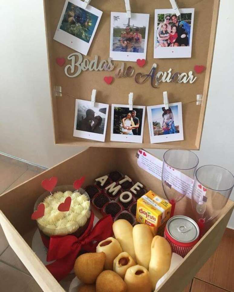 85. festa na caixa para bodas de açúcar – Via: Tua Casa