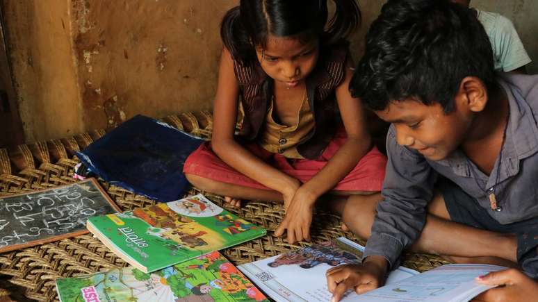 Em algumas partes da Índia, as crianças estão se esquecendo de ler e escrever devido ao fechamento das escolas