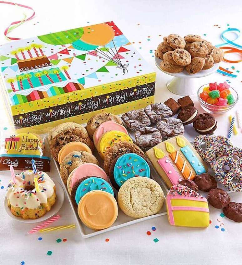 27. Na festa na caixa infantil é importante que ela esteja bem recheada – Foto: Festas.Biz!