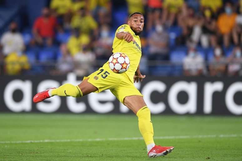 Danjuma marcou para o Villarreal na estreia da Champions League 2021/22 (Foto: Reprodução / Instagram)