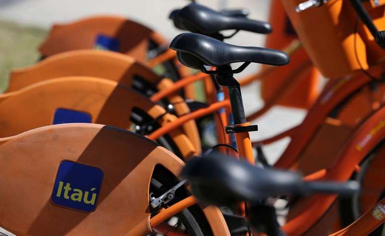 Bicicletas de aluguel no Rio de Janeiro. 5/9/2017.  REUTERS/Sergio Moraes