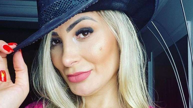 Nas redes sociais, Andressa avisou o local onde será possível encontrá-la.