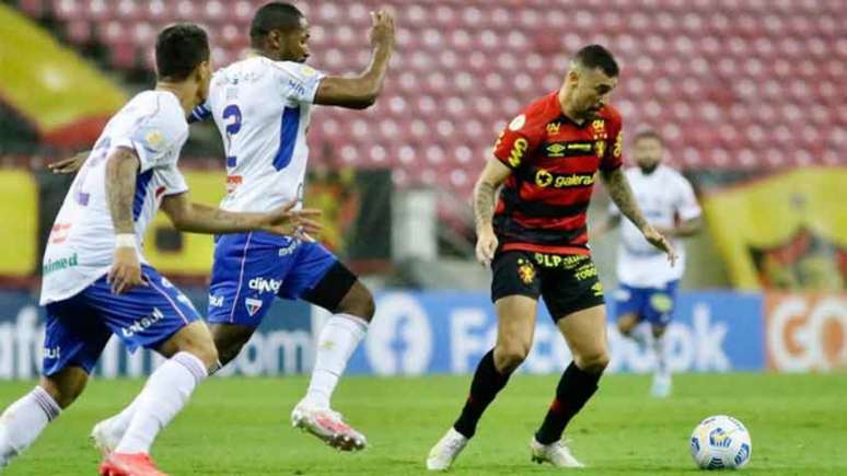 Sport vive uma grande crise na temporada (Foto: Anderson Stevens / Sport Recife)