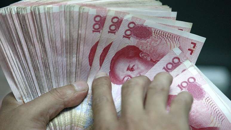 "Bancos, seguradoras e fundos chineses forneceram financiamento significativo nos &uacute;ltimos anos e a grande exposi&ccedil;&atilde;o dos bancos chineses ao setor imobili&aacute;rio &eacute; um dos riscos mais significativos que o sistema financeiro chin&ecirc;s enfrenta", diz Eiko Sievert, diretor da ag&ecirc;ncia de classifica&ccedil;&atilde;o de risco Scope Ratings