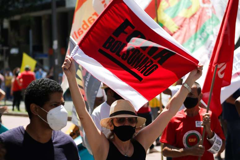 Protesto contra o Presidente Jair Bolsonaro, realizado na cidade do Rio de Janeiro, RJ, neste sábado, 02