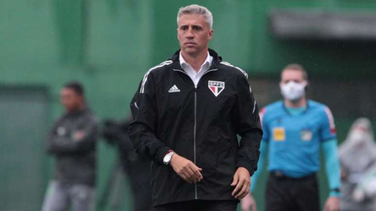 Crespo lamentou o empate do São Paulo contra a Chapecoense (Foto: Rubens Chiri / saopaulofc.net)