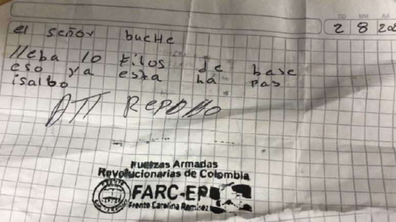 Carta com carimbo da Frente Carolina Ramirez foi encontrada com casal preso pela PF. Policia suspeita que a dupla trabalhe para o grupo