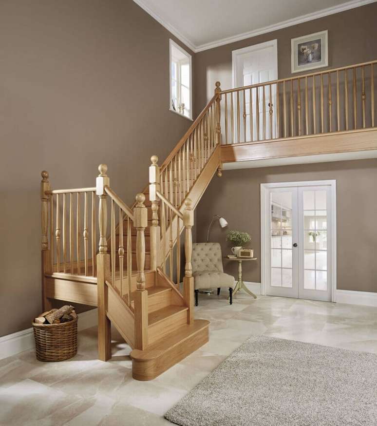 47. Modelo de escada de madeira simples e bonita. Fonte: Best Home Design