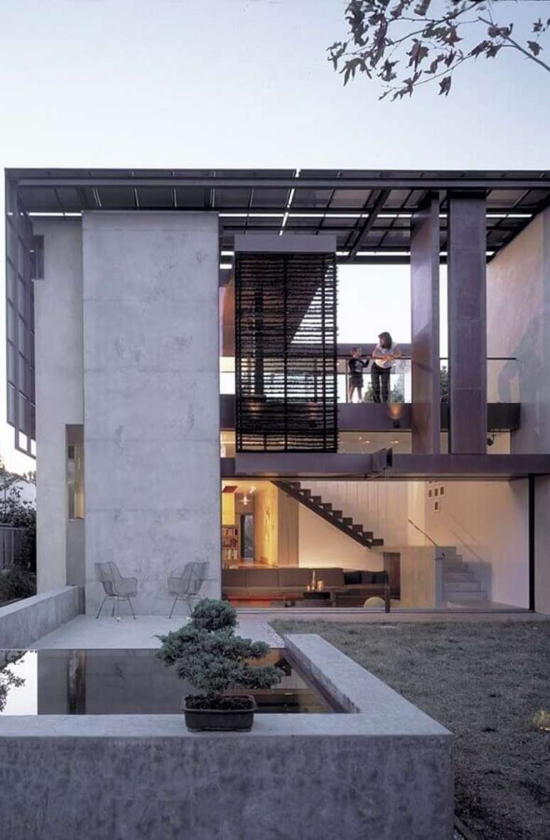 55. Fachada cinza com cores de casas modernas externa – Foto: Architizer