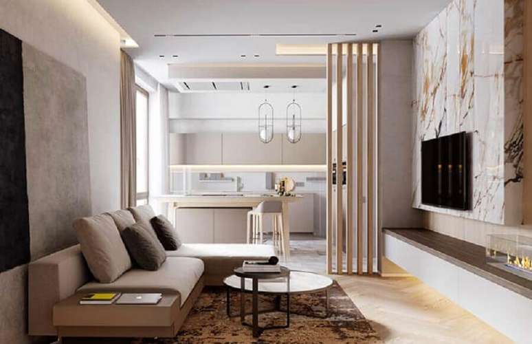 45. Cores de casas modernas para sala decorada em tons neutros com revestimento de mármore – Foto: Architizer