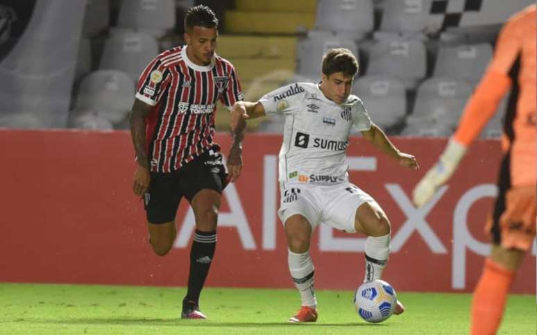 São Paulo x Santos: prováveis escalações, desfalques e onde assistir