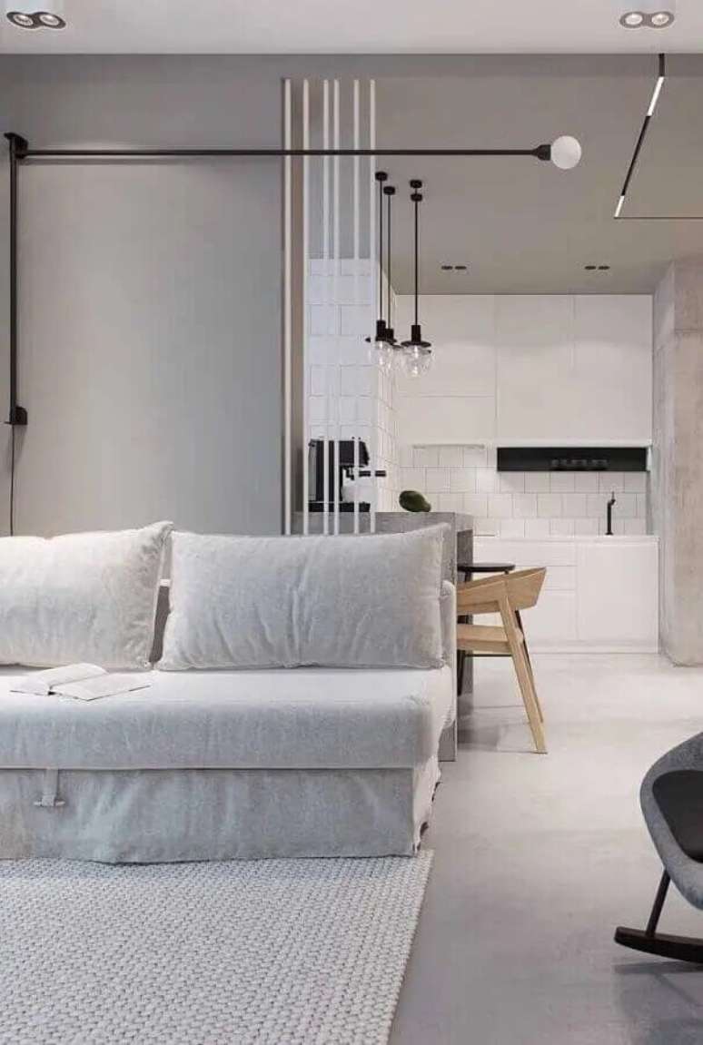 35. Cores de casas modernas para decoração minimalista de sala cinza e branca – Foto: Mauricio Gebara Arquitetura